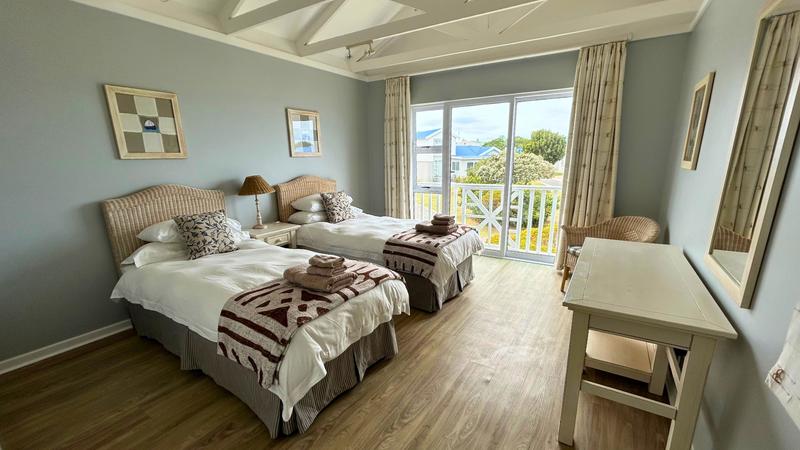 To Let 4 Bedroom Property for Rent in Pinnacle Point Golf Estate Western Cape
